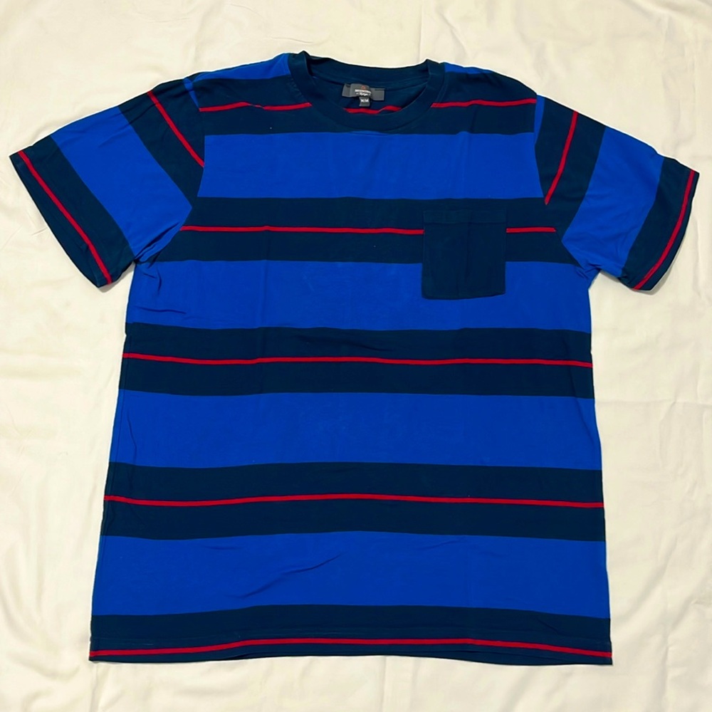 Short sleeve pull over t shirt et brand mountain ridge Blue base color